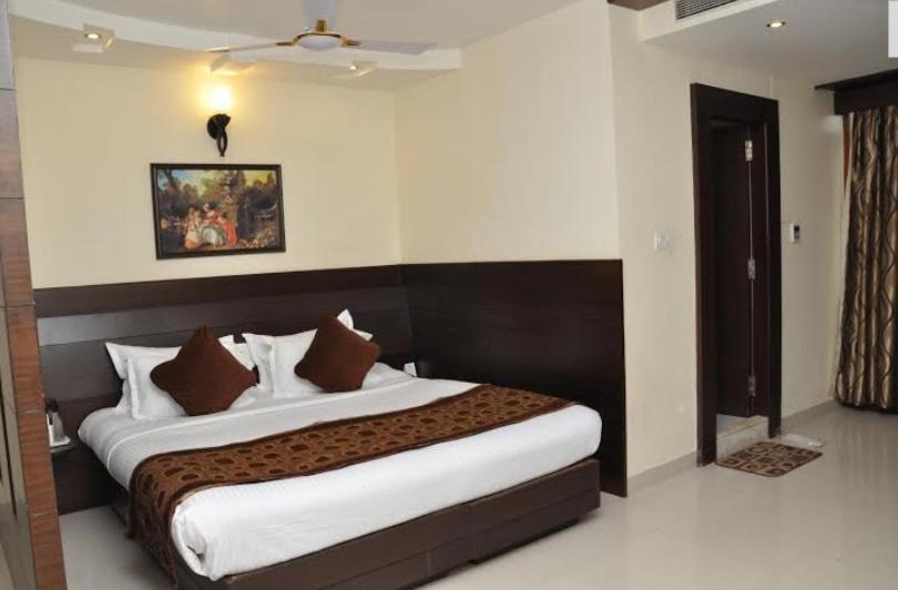 Bk Castles Hotel Jabalpur Dış mekan fotoğraf