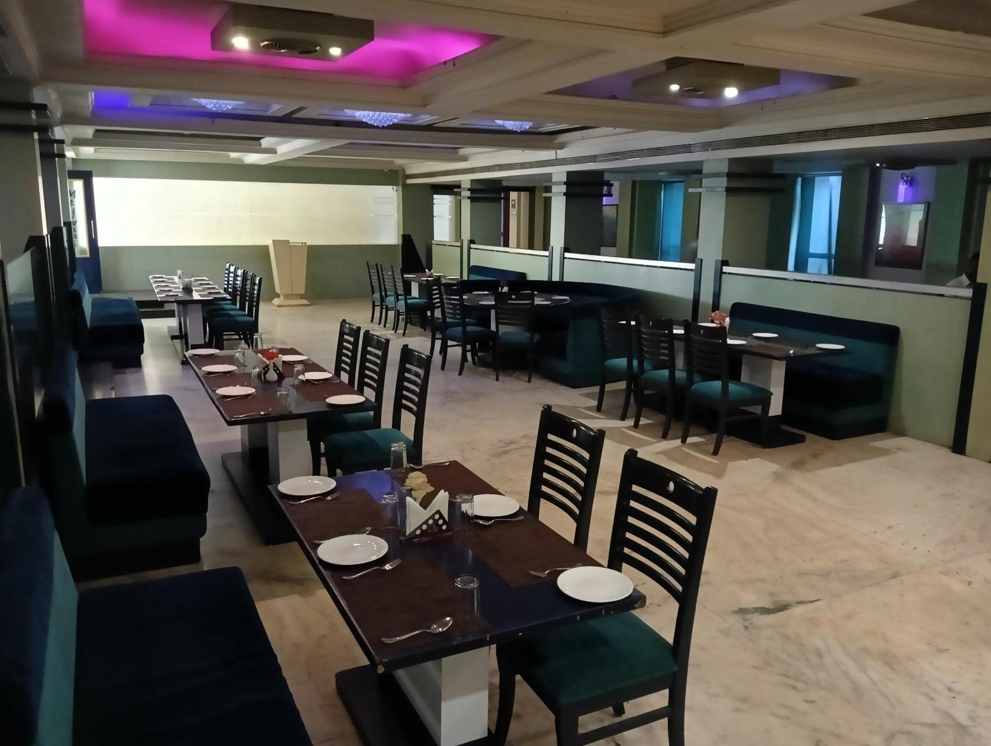 Bk Castles Hotel Jabalpur Dış mekan fotoğraf