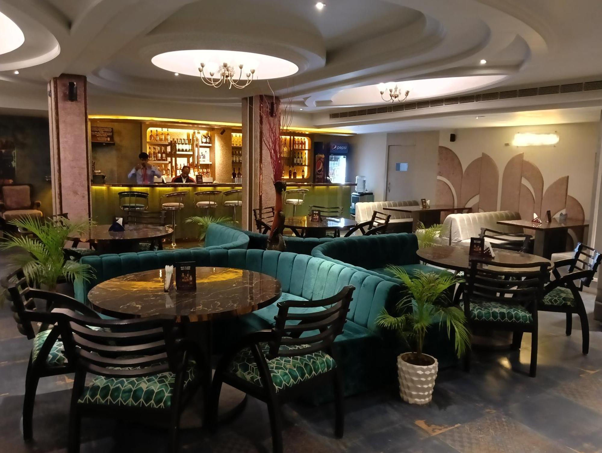 Bk Castles Hotel Jabalpur Dış mekan fotoğraf