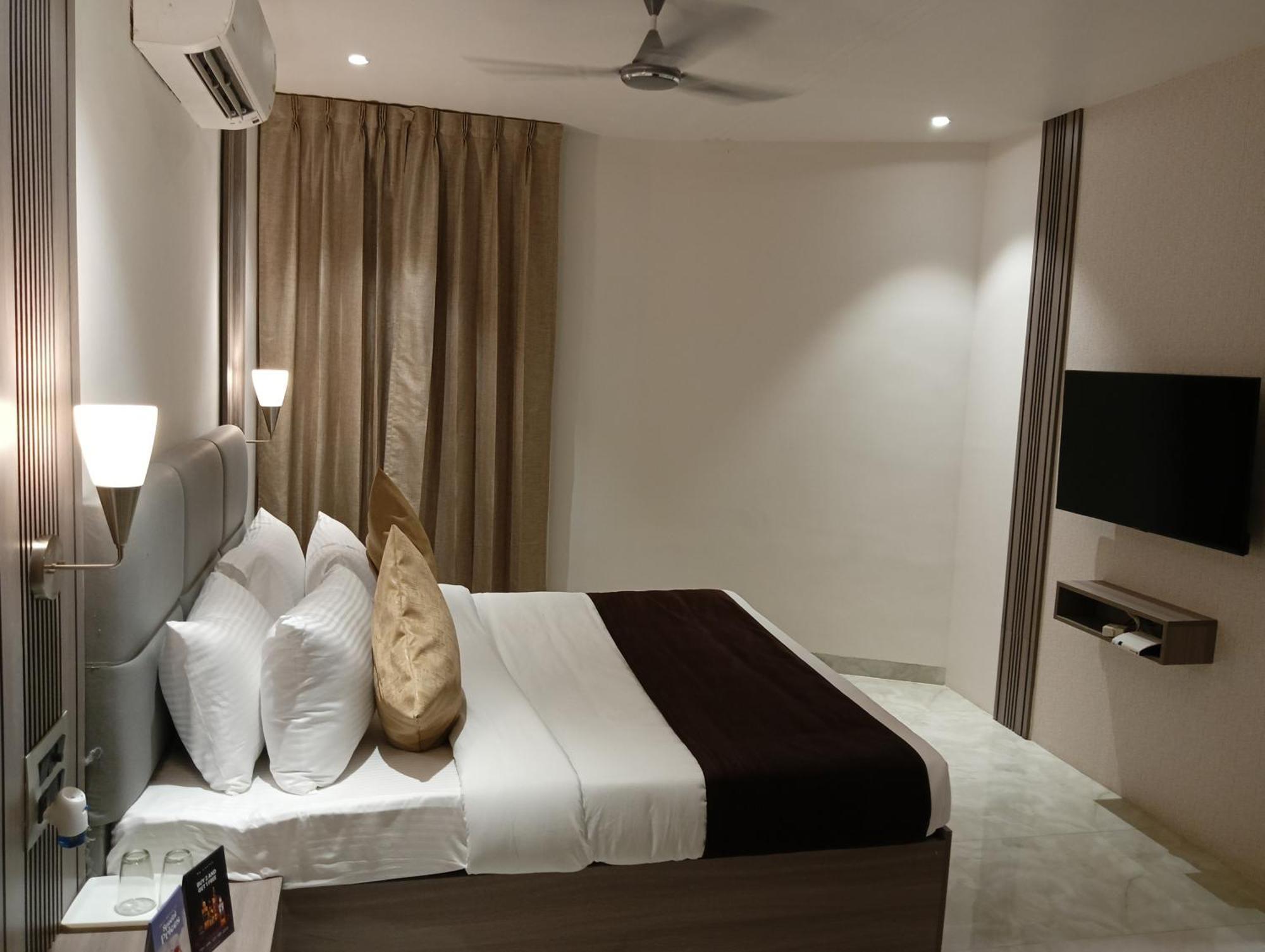 Bk Castles Hotel Jabalpur Dış mekan fotoğraf