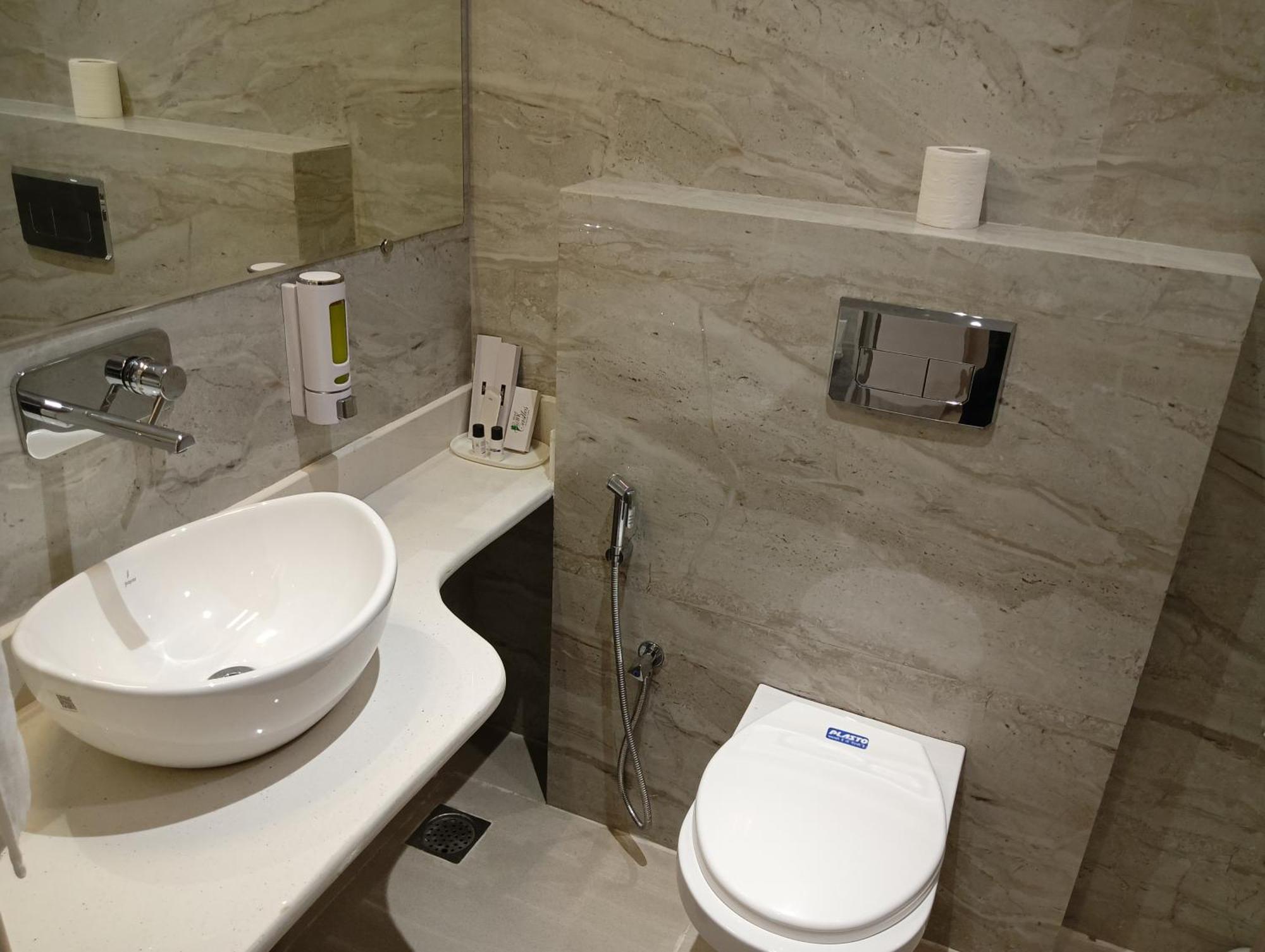 Bk Castles Hotel Jabalpur Dış mekan fotoğraf